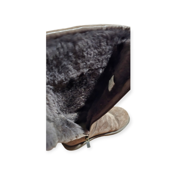 UGG Women's Winter Boots - Dark Brown - Picture 6 of 7
